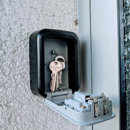 Апартаменты Lenastay L Tiny In Location *