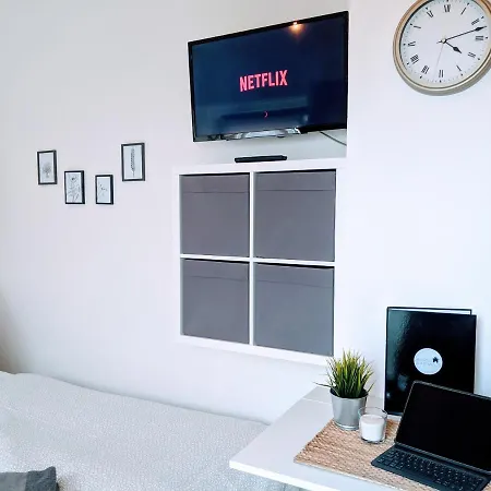 Апартаменты Lenastay L Tiny In Location