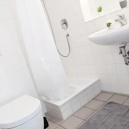 Apartman Lenastay L Tiny In Location Kaiserslautern